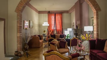 Lobby-Lounge