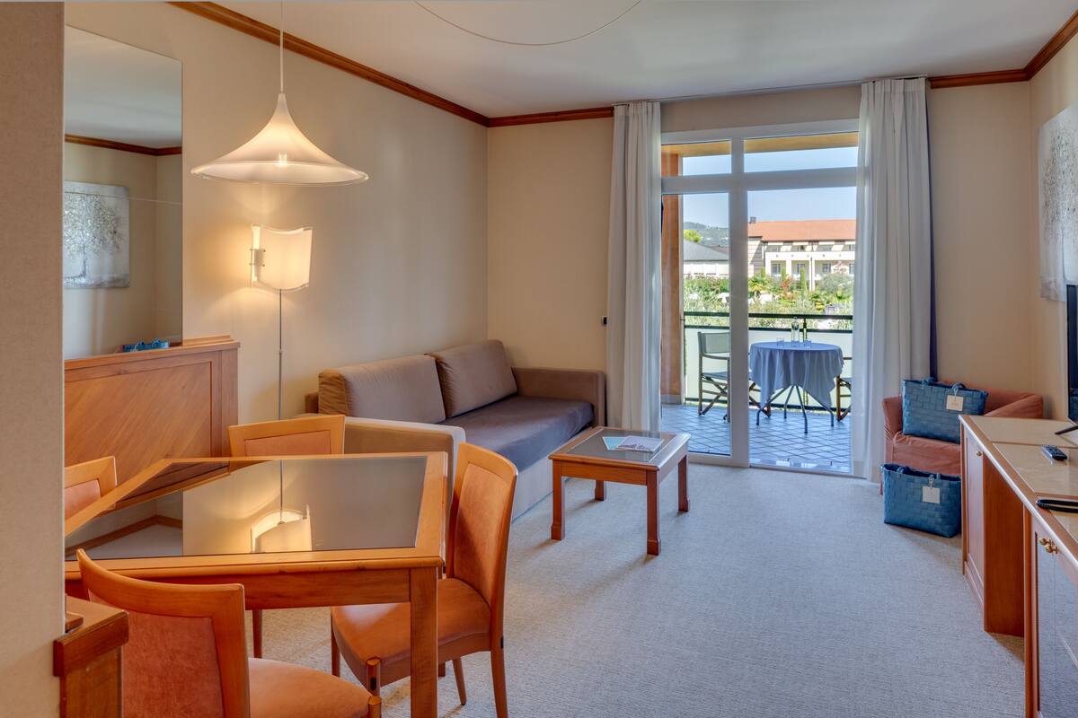 Phòng Suite, tòa nhà phụ (Casa Augustus) | Bộ đồ giường cao cấp, chăn bông, minibar, két bảo mật tại phòng 