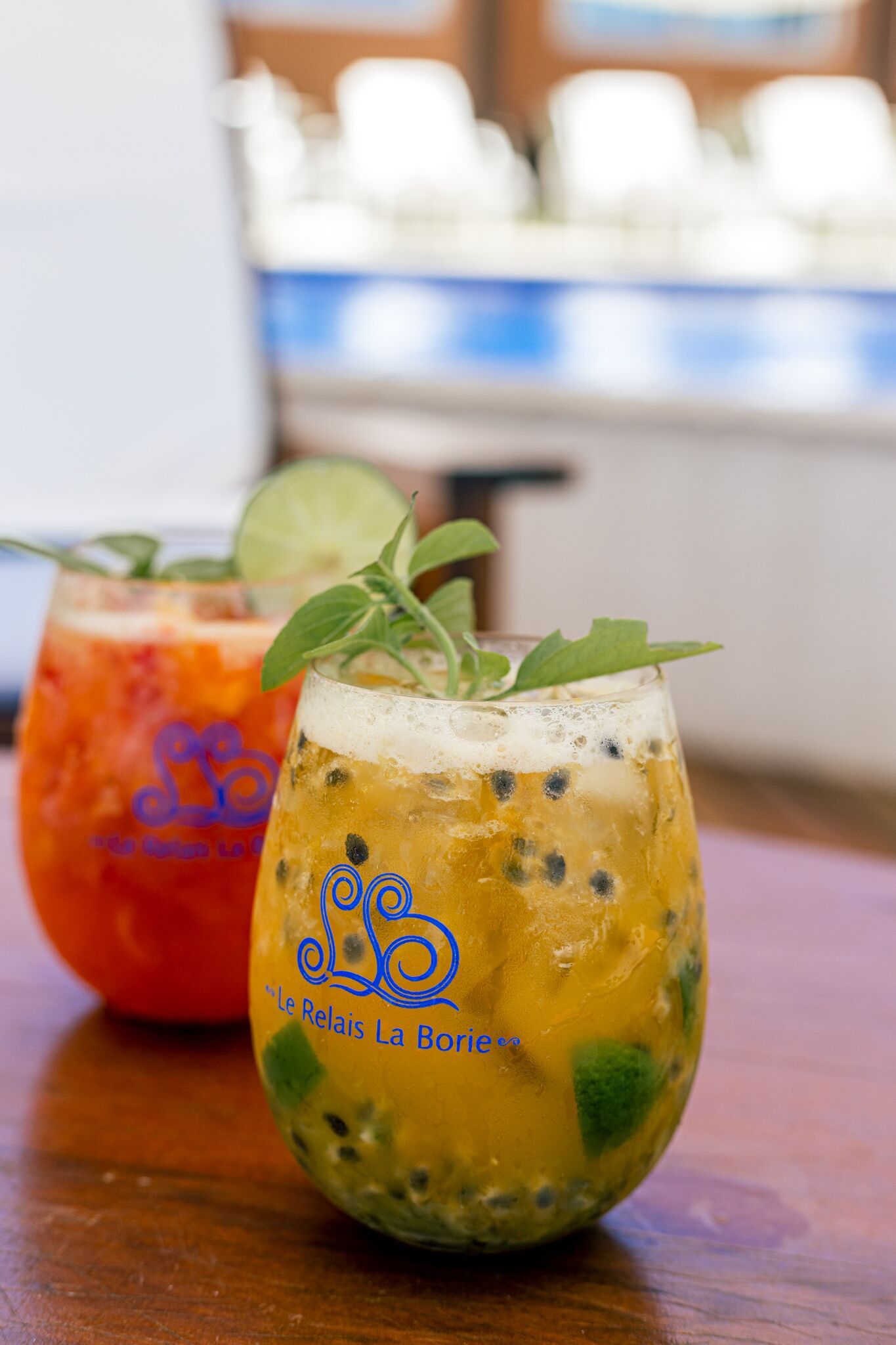 breakfast and lunch served, regional cuisine