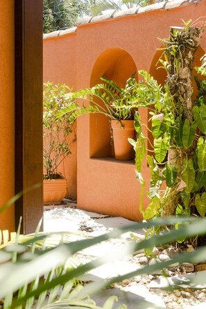 Quarto triplo confort jardim | Terraza o patio