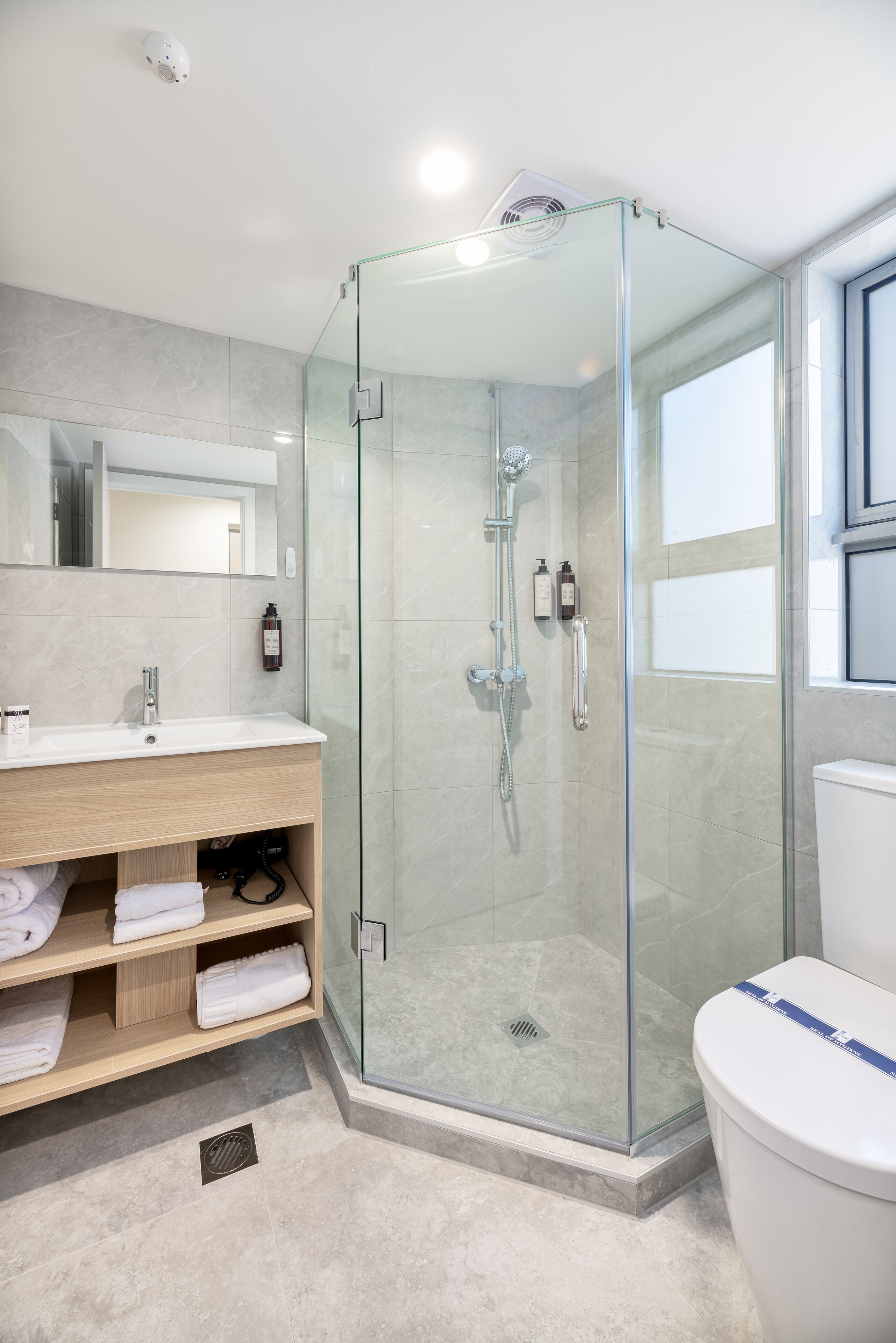 Foto - Best Western Newmarket Inn & Suites