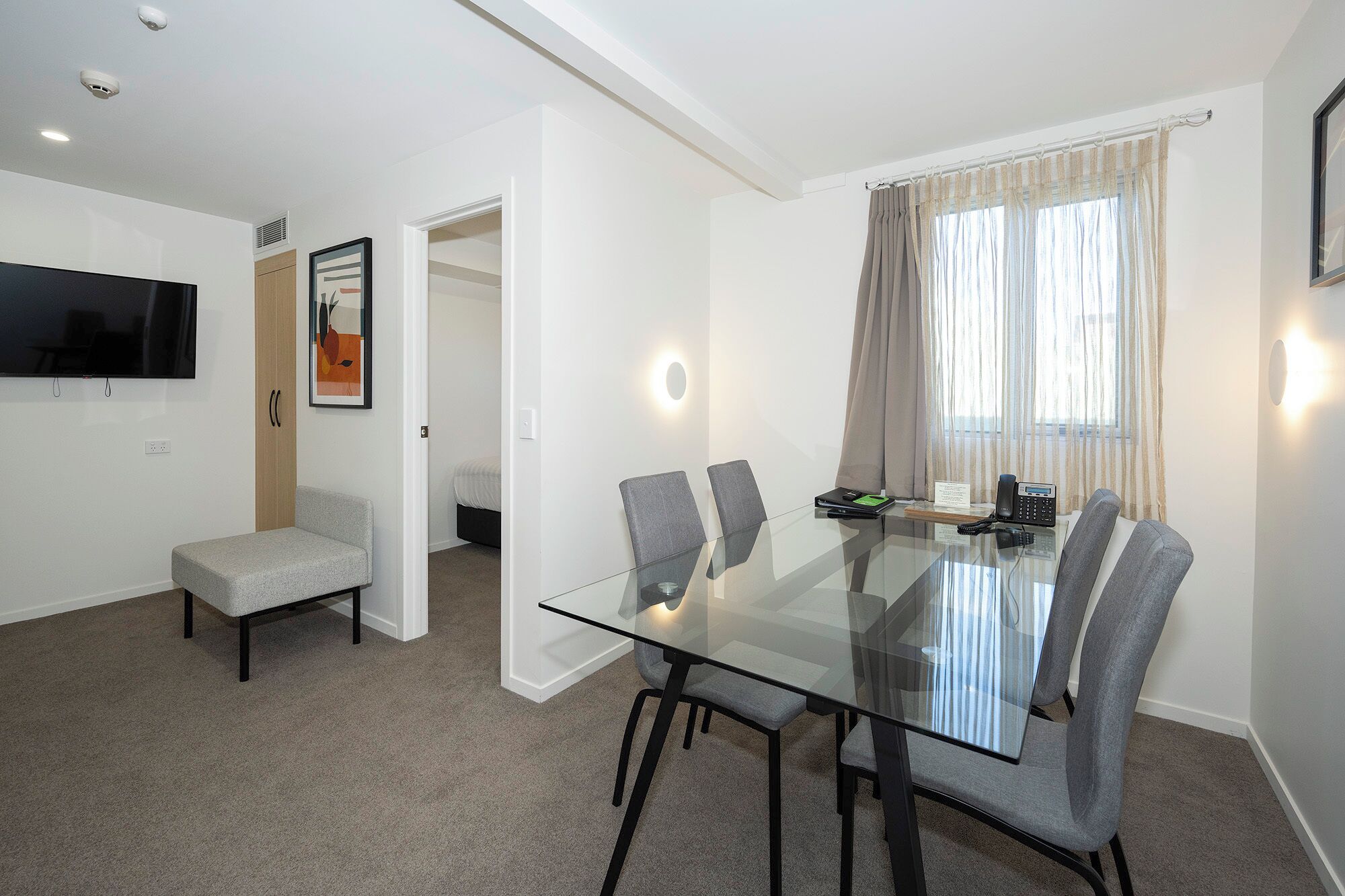 Photo - Best Western Newmarket Inn & Suites