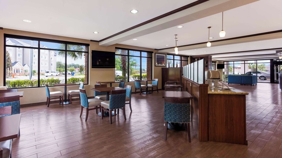 Comfort Suites North Mobile