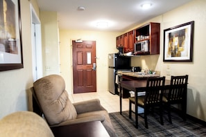 Suite, 1 King Bed with Sofa bed, Accessible, Non Smoking (Efficiency) - MainStay Suites Coralville - Iowa City (Coralville)