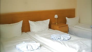 Iron/ironing board, free WiFi, bed sheets