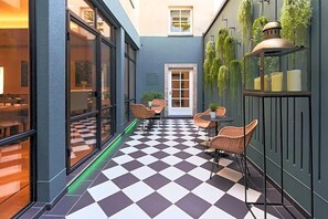 Outdoor dining - Orangerie (Düsseldorf)