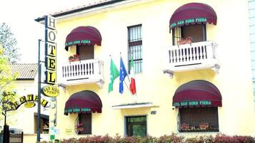 Facciata della struttura