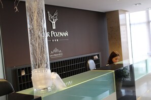 Reception - Ikar Hotel (Poznan)