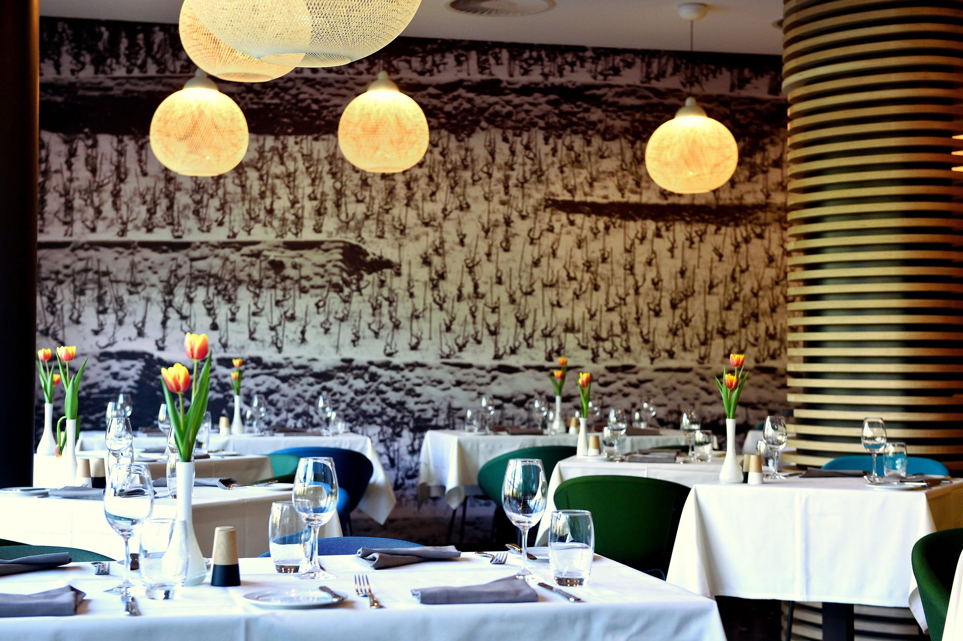 breakfast, lunch, dinner served; garden views