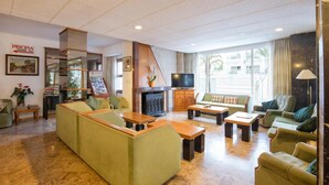 Unclassified image, 3 of 19, button - Hotel Sultán (Santa Margalida)
