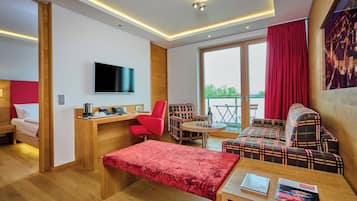 Suite | Hochwertige Bettwaren, Zimmersafe, Schreibtisch