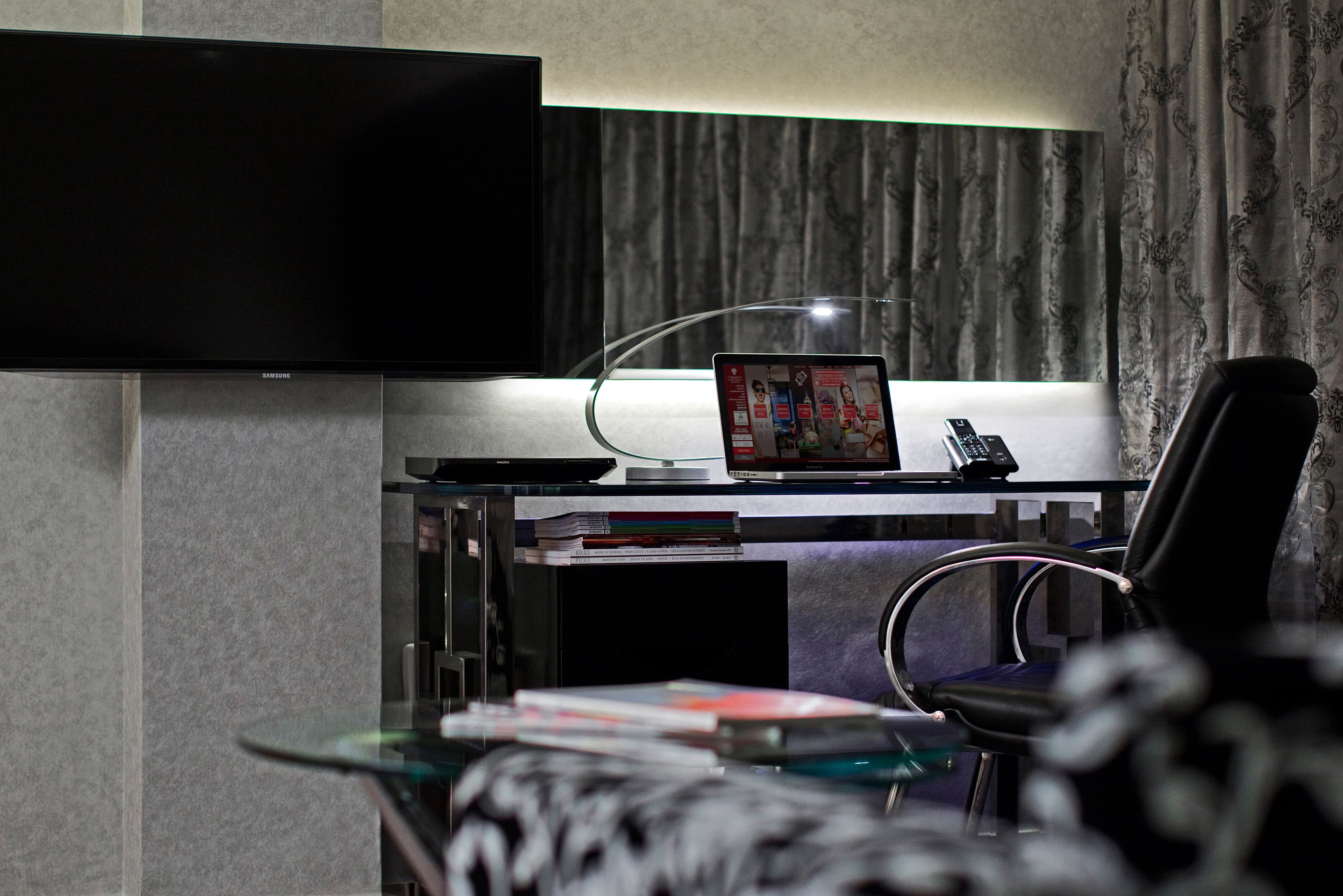 premium bedding, in-room safe, desk, soundproofing