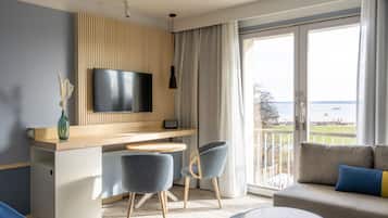 Habitación doble superior, frente al océano | Ropa de cama hipoalergénica y artículos del minibar gratis