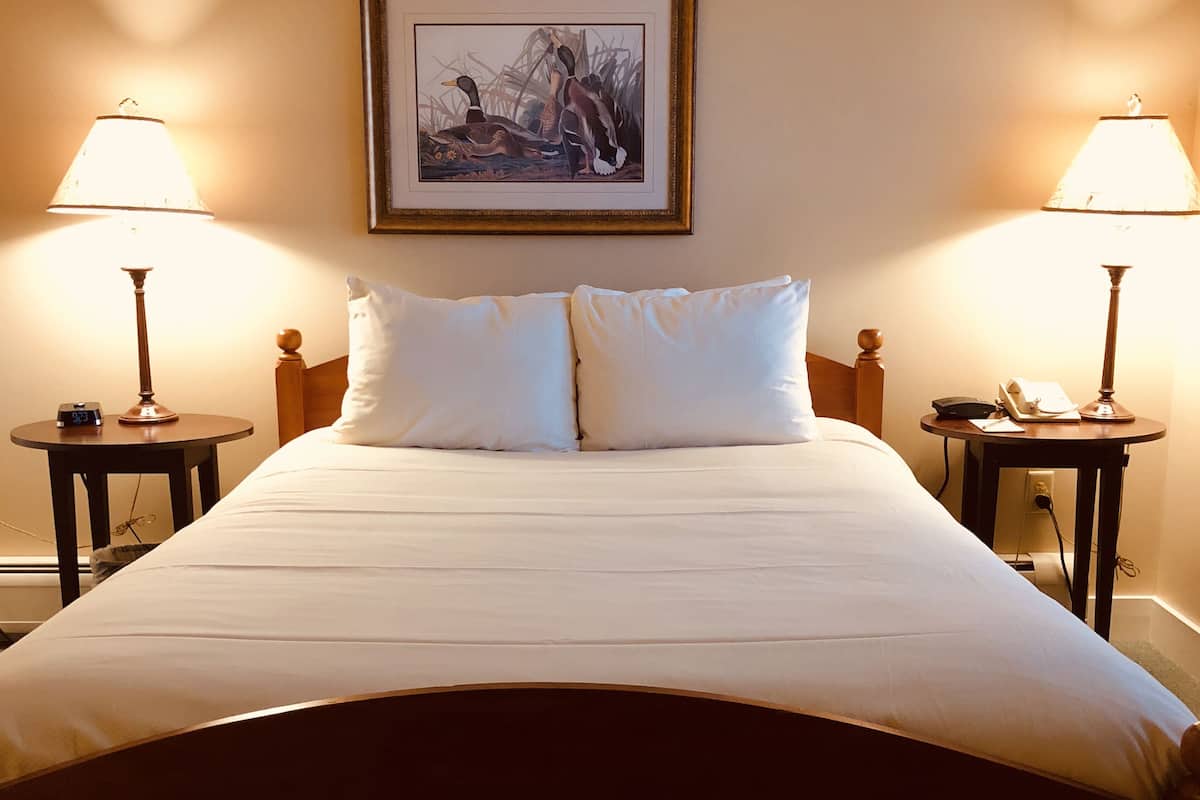 Habitación (The Garden View Room or The Keewayden) | Ropa de cama de alta calidad y wifi gratis