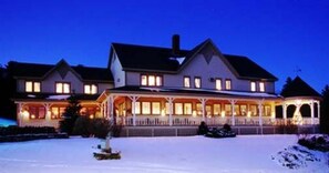 Front of property – evening/night