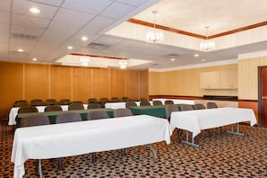 Meeting facility - La Quinta Inn & Suites by Wyndham Dodge City (Dodge City)