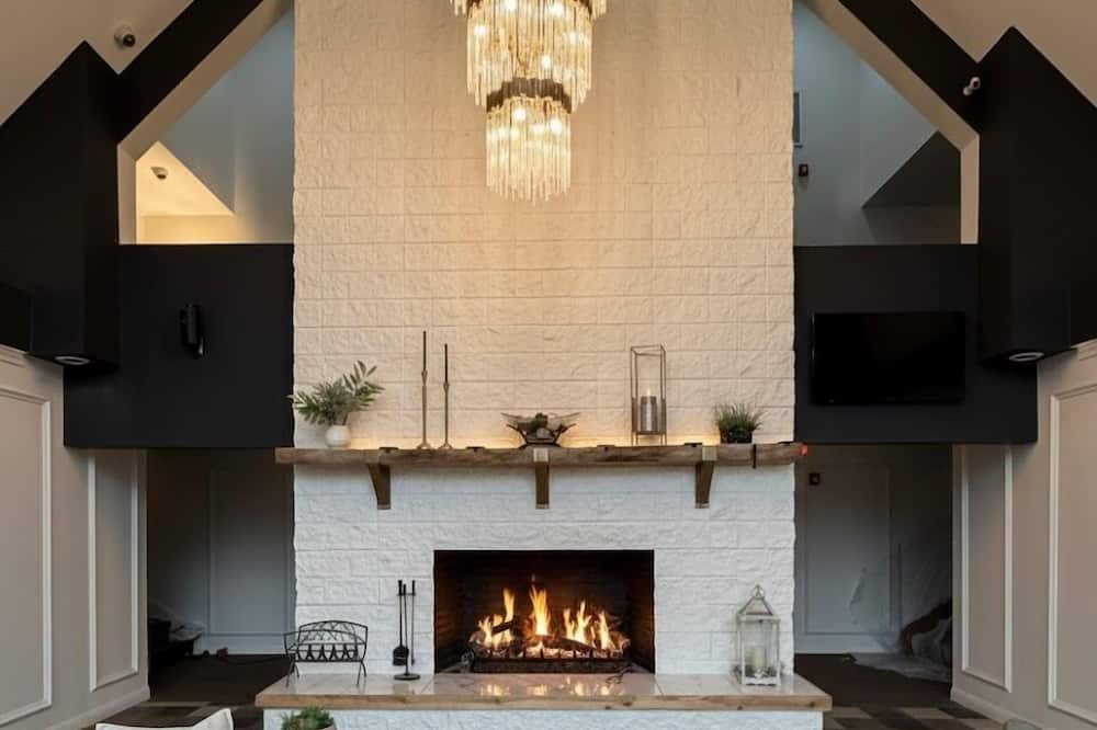 Carolina Pine Inn