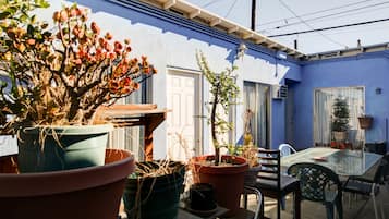 Standard Room, 1 Queen Bed | Terrace/patio