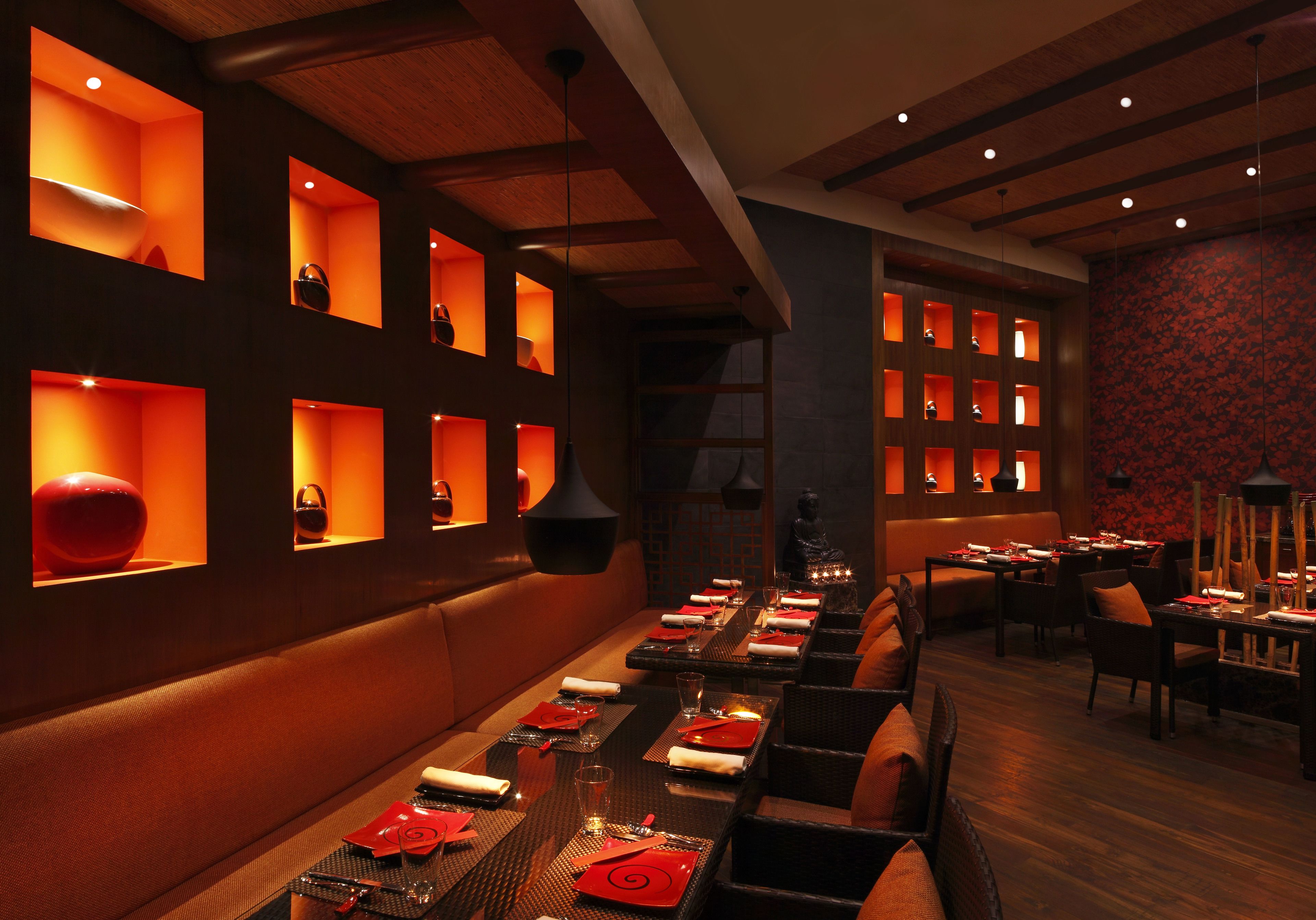 breakfast, lunch and dinner served