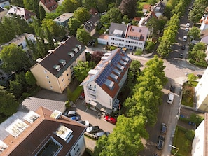 Exterior - Hotel Kriemhild am Hirschgarten (Munich)