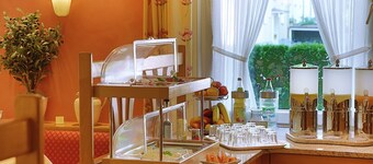 Hotel Kriemhild am Hirschgarten