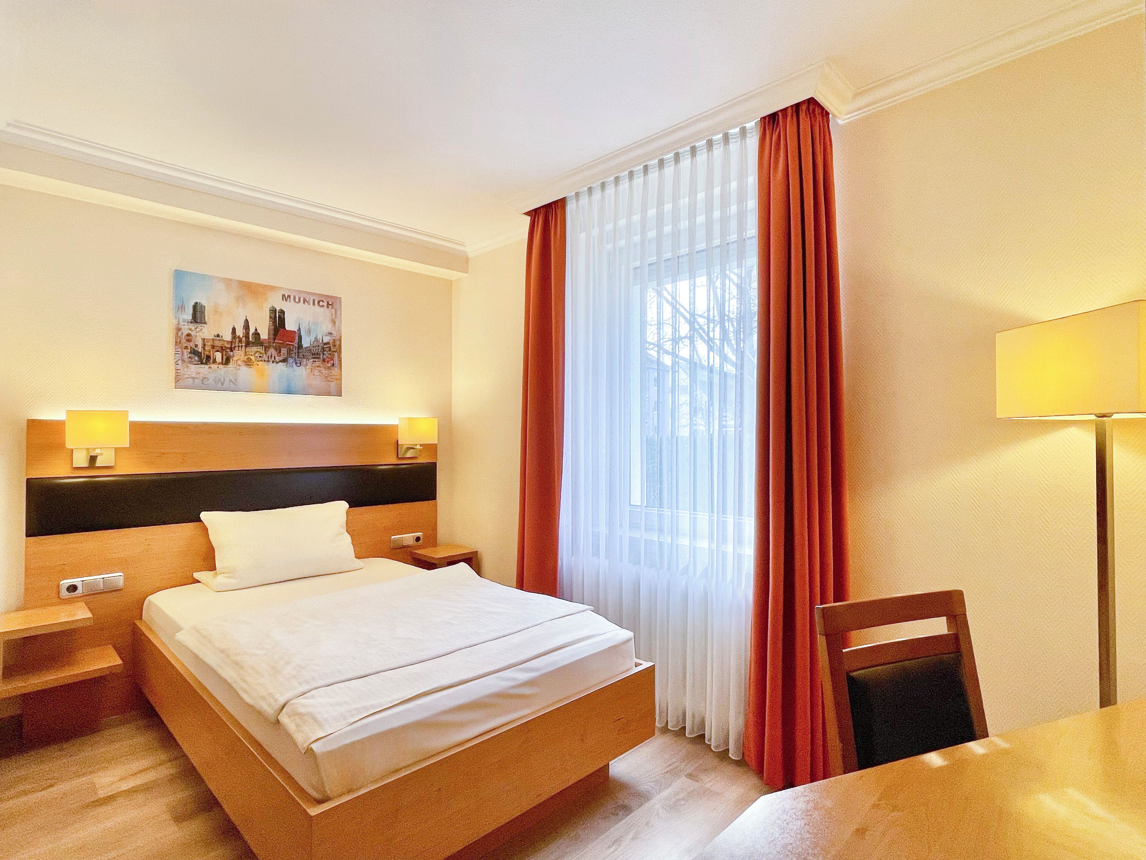 Select Comfort beds, minibar, desk, blackout curtains