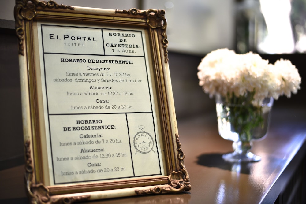 Portal Plaza Suites by null