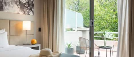 Premium bedding, down duvets, pillow-top beds, minibar