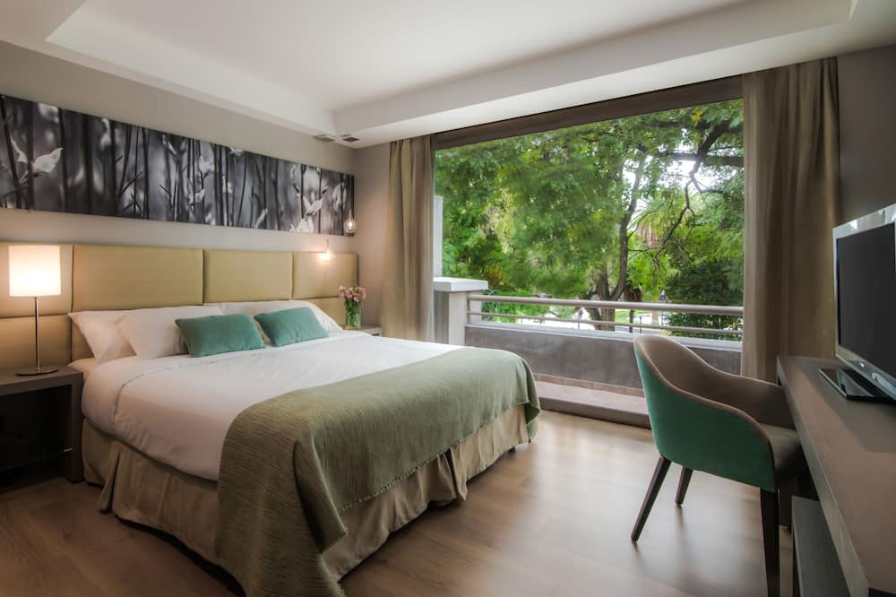 Portal Plaza Suites