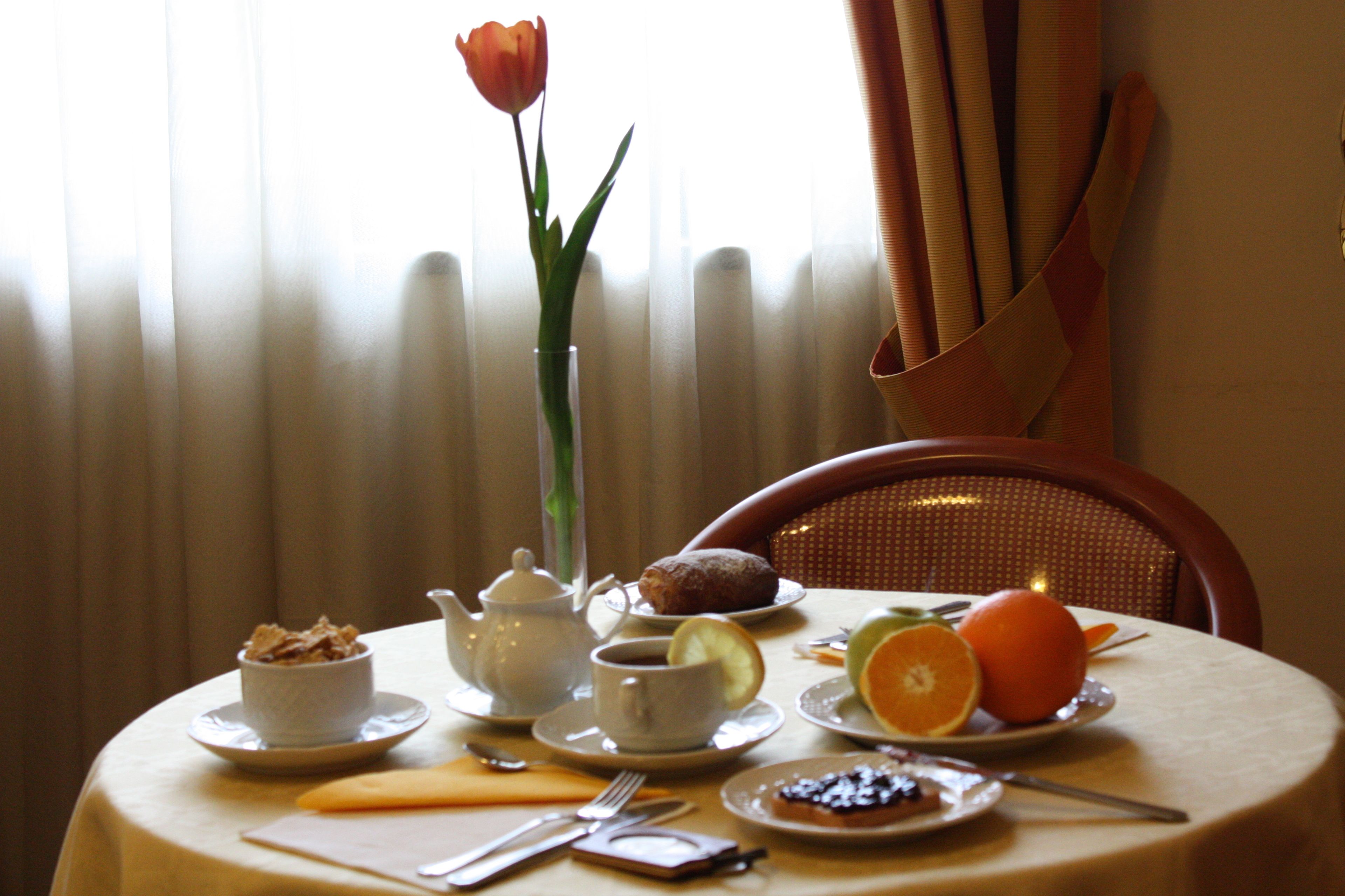 Tägliches inbegriffenes Frühstücksbuffet