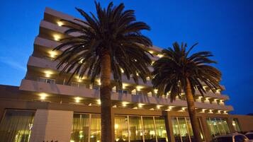 Mặt tiền nơi lưu trú