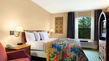 Seprai premium, meja kerja, setrika/meja setrika, dan Wi-Fi gratis