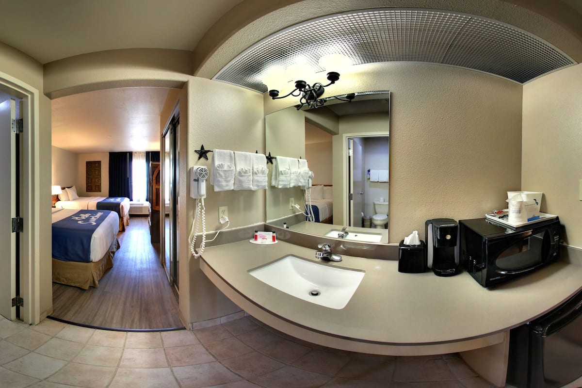 suite, 2 queen beds, non smoking | 1 bedroom, premium bedding, desk, iron/ironing board