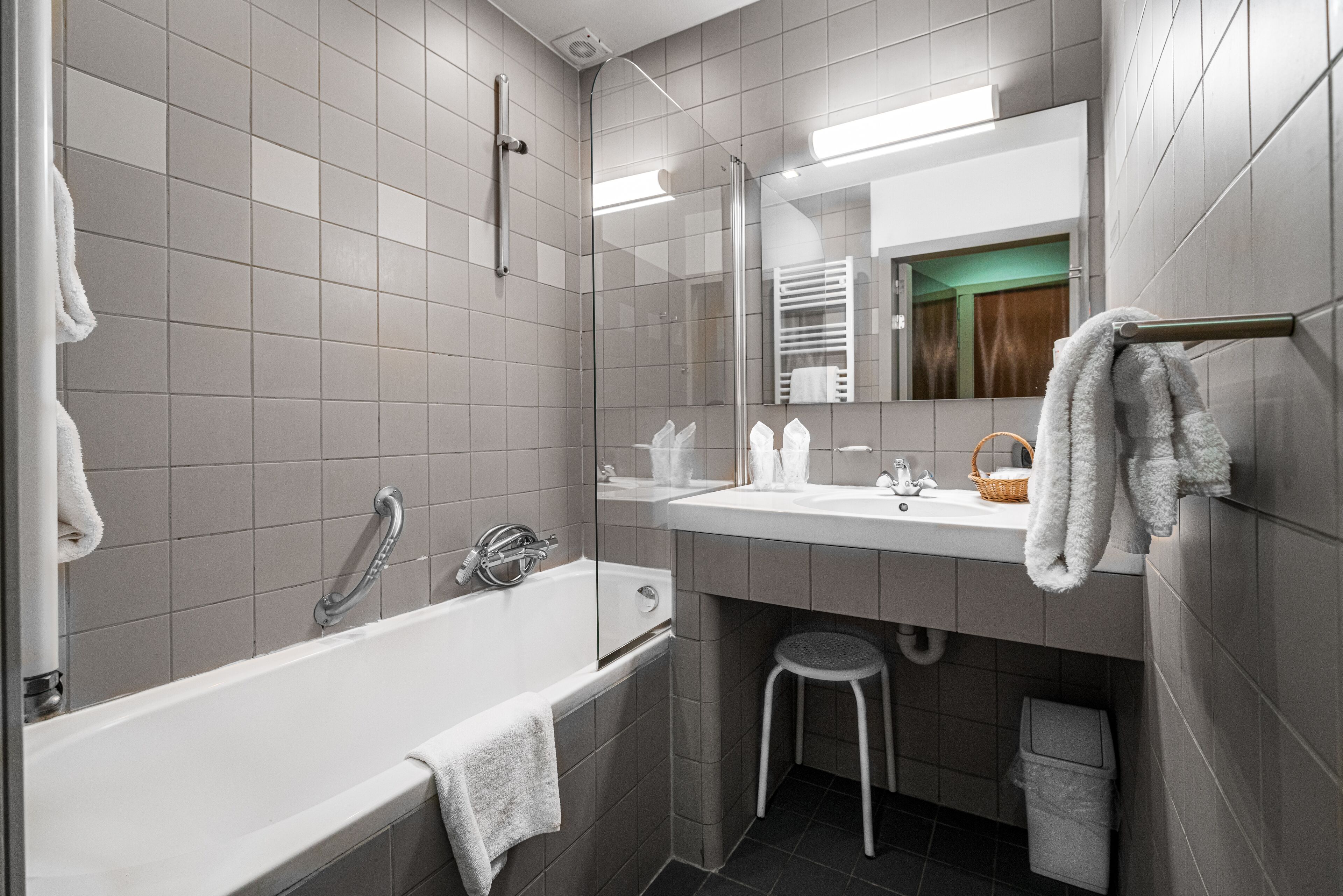 double or twin room (budget) | bathroom | hair dryer, towels