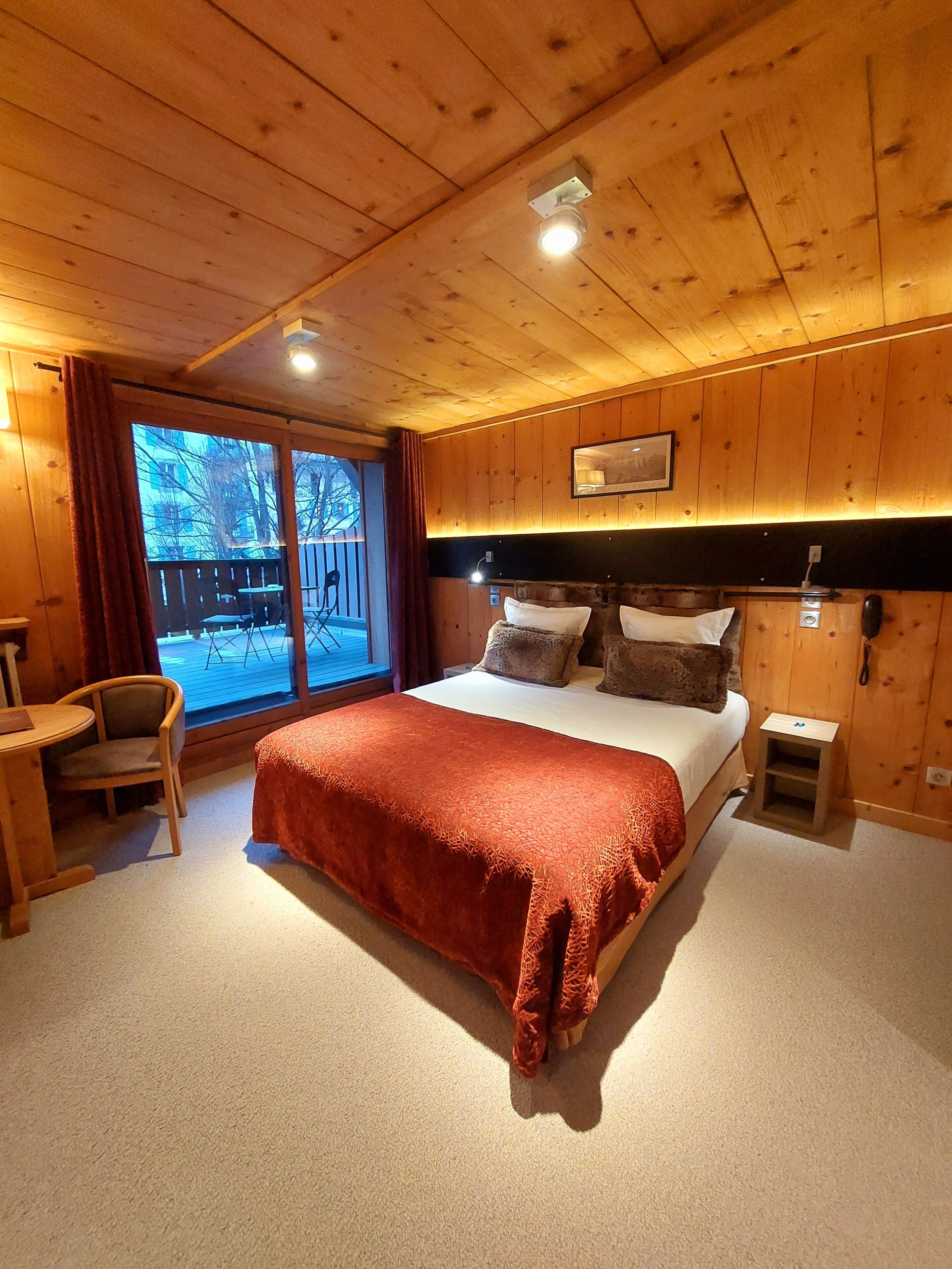 Literie de qualité supérieure, minibar, bureau, chambres insonorisées
