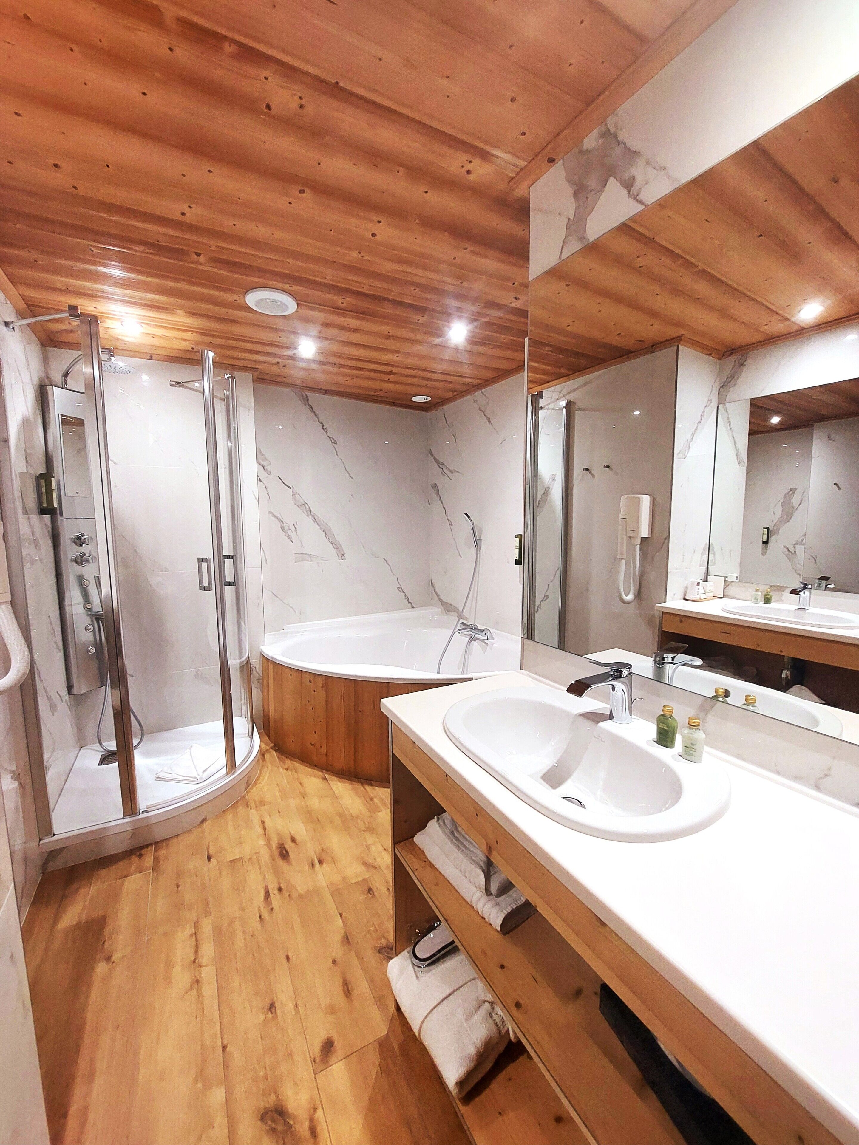 Photo - Park Hotel Suisse & Spa