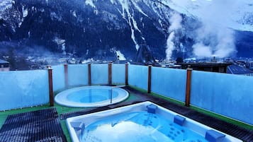 Bain à remous extérieur