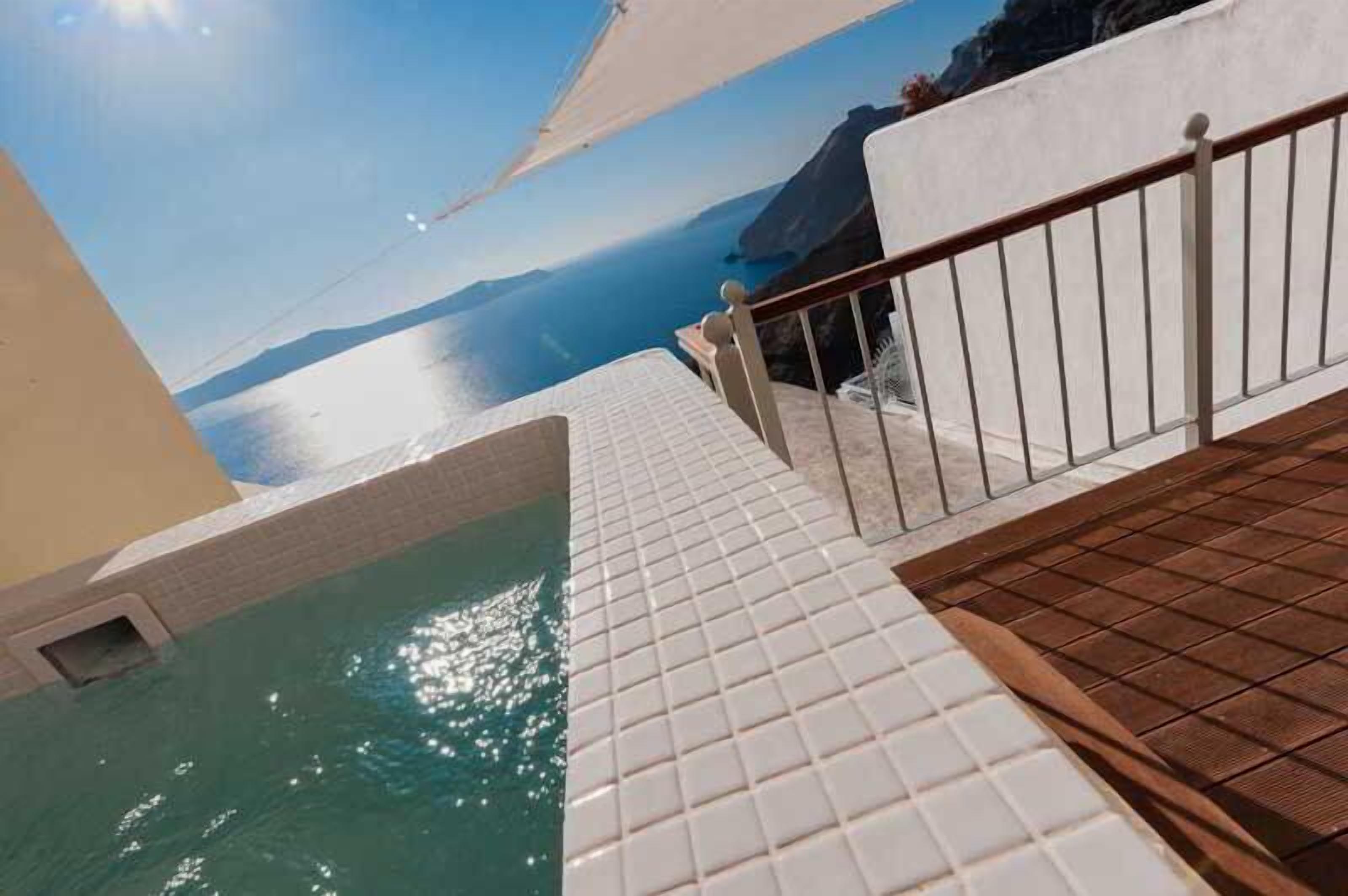 Caja de seguridad en la habitación y decoración personalizada 