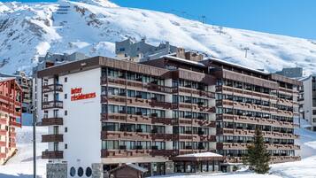 Mặt tiền nơi lưu trú