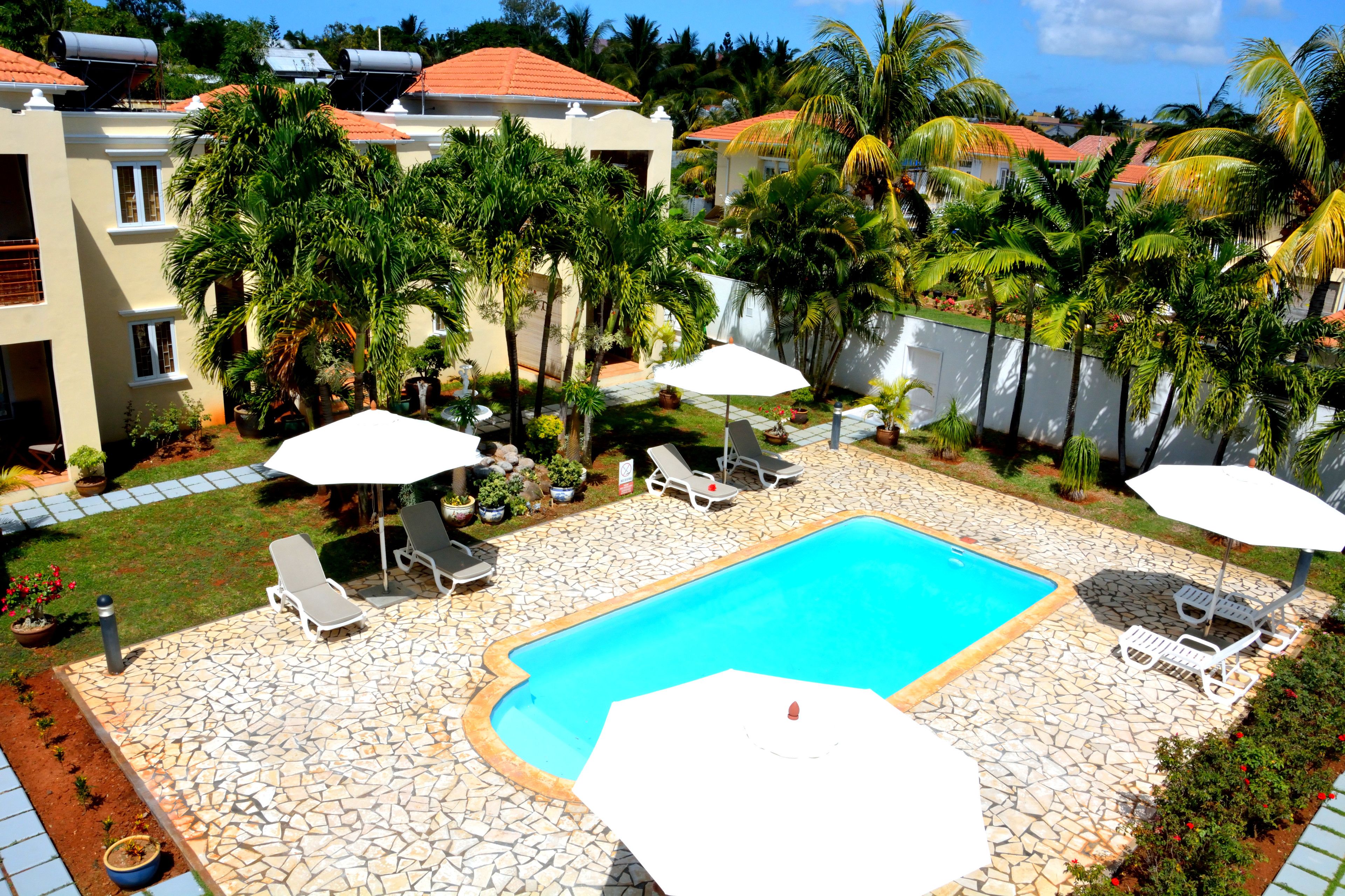 2 utendørsbassenger