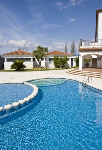 Bon Retorn Hotel Restaurant