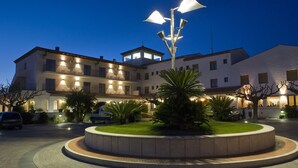 Property grounds - Bon Retorn Hotel Restaurant (Figueres)
