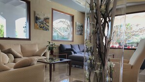Poolside bar - Bon Retorn Hotel Restaurant (Figueres)