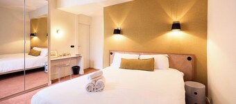Hotel Henri IV
