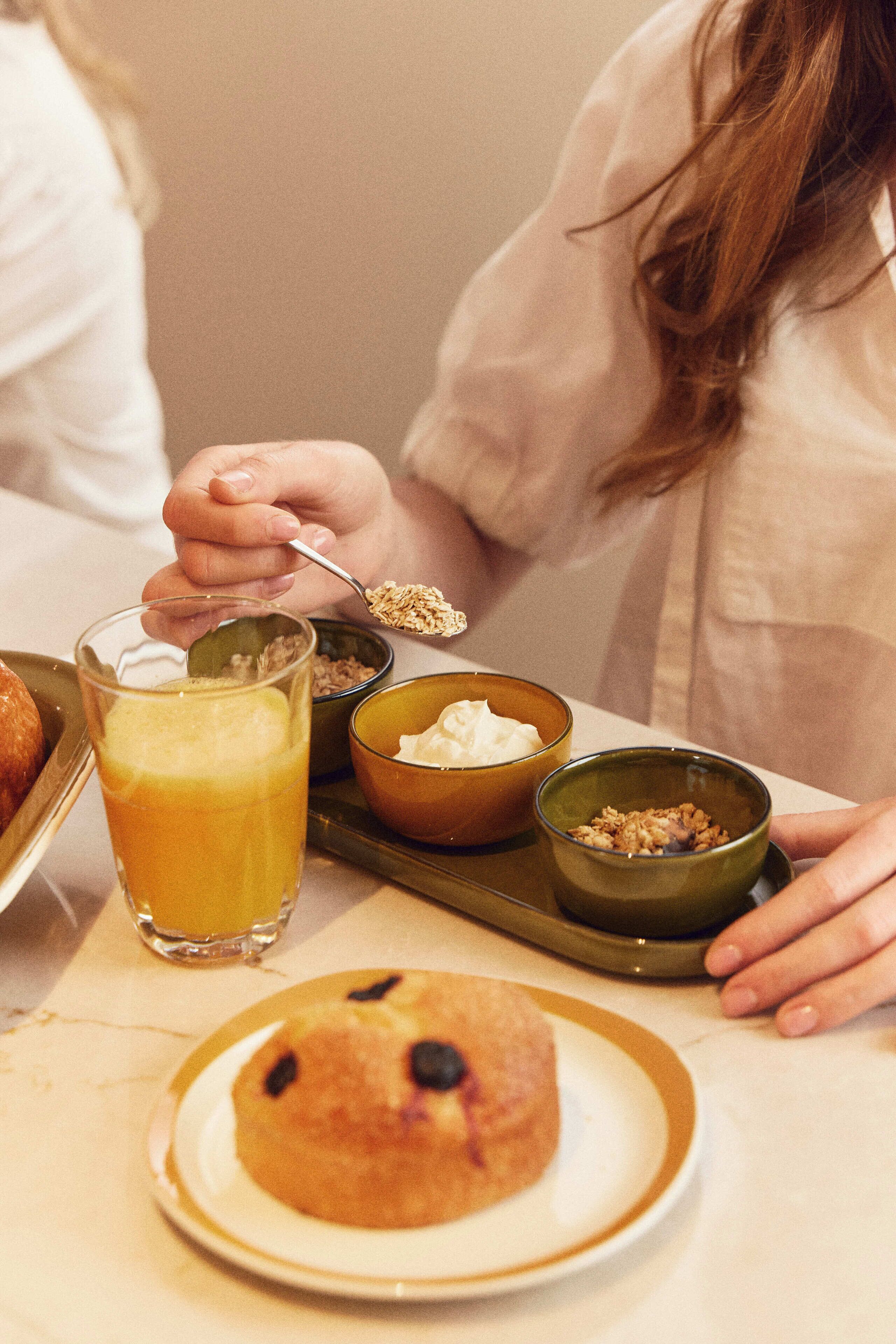 Daily continental breakfast (EUR 12 per person)