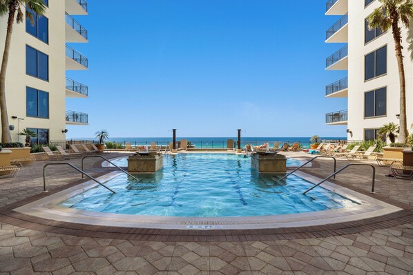 Apartment (Four bedroom Gulf View)
