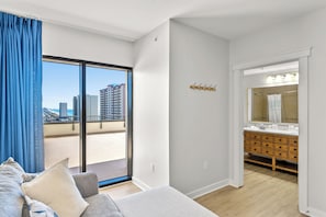 Appartement (Four bedroom Gulf View) | 2 chambres, décoration personnalisée, ameublement personnalisé