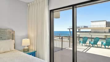 Apartment (Four bedroom Gulf View) | 2 bedrooms, individually decorated, individually furnished