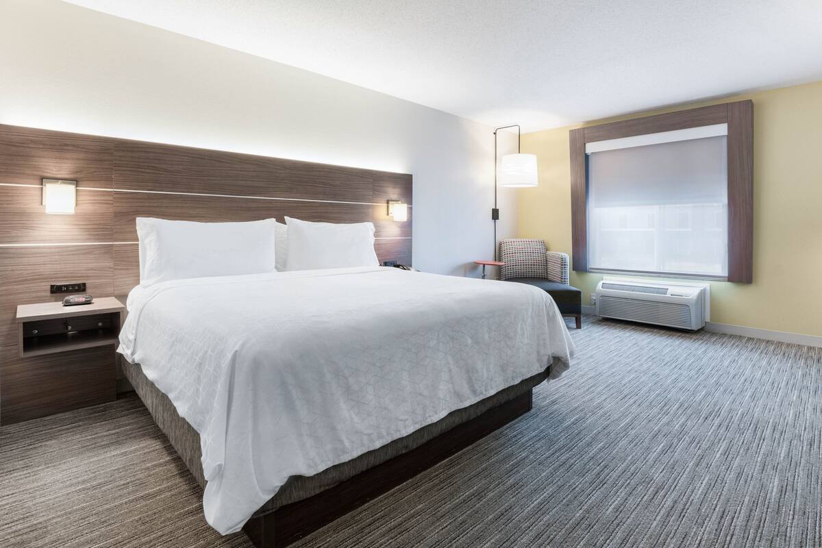 1 bedroom, premium bedding, in-room safe, individually furnished