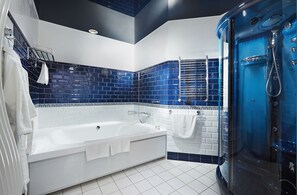 Apartment, 1 Schlafzimmer | Badezimmer | Duschwanne, kostenlose Toilettenartikel, Haartrockner, Handtücher